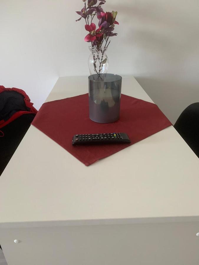 Apartalux Oradea Διαμέρισμα Εξωτερικό φωτογραφία